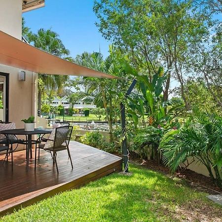 Quay Largo: Riverside Haven Noosaville Esterno foto