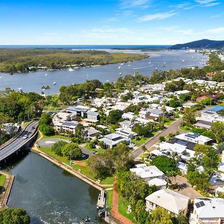 Quay Largo: Riverside Haven Noosaville Esterno foto